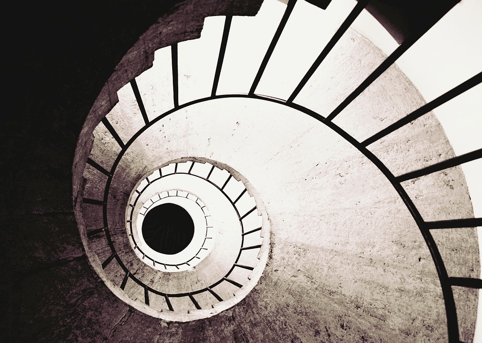 Gratis foto: spiral, trappa, stål, trappor gratis bild på ...
