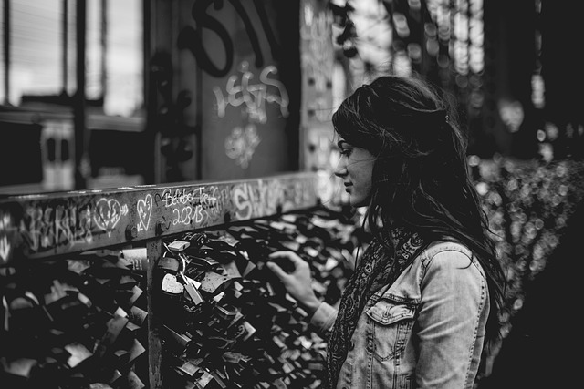 Free Girl Beauty photo and picture