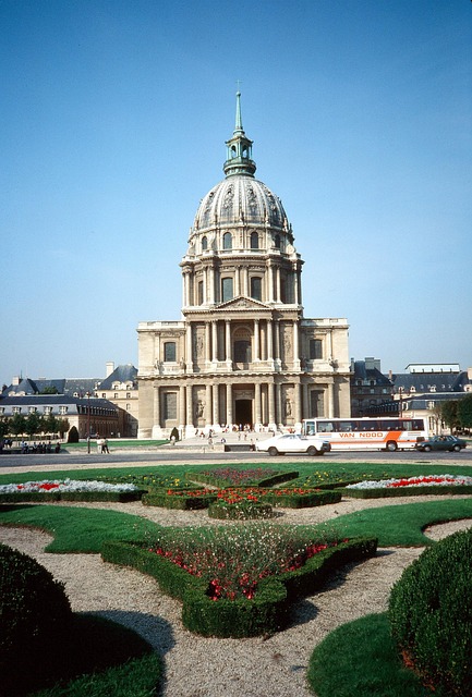 Free Paris Architecture photo and picture
