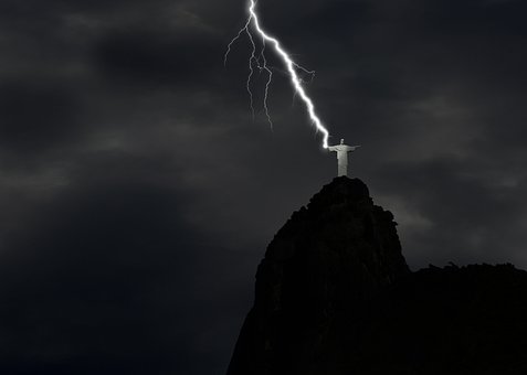Chúa Kitô, Tượng, Đèn Flash, Tác Động