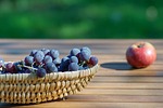 grapes, dark, fresh