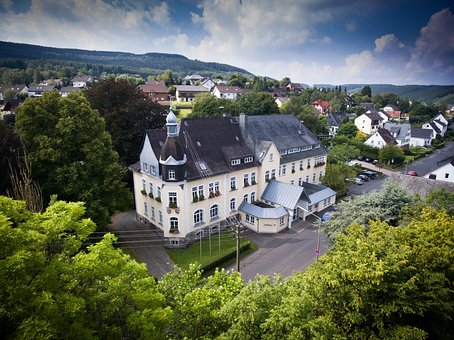 Free Town Hall Burbach photo and picture