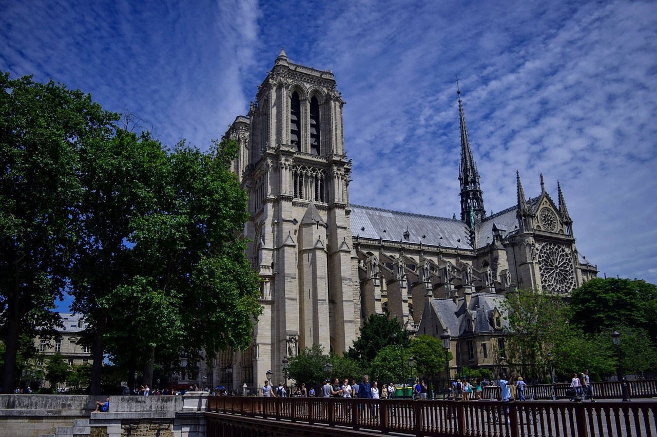 Church - free online jigsaw puzzle photo