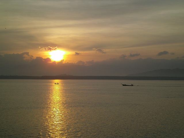 Free Morning Sea photo and picture