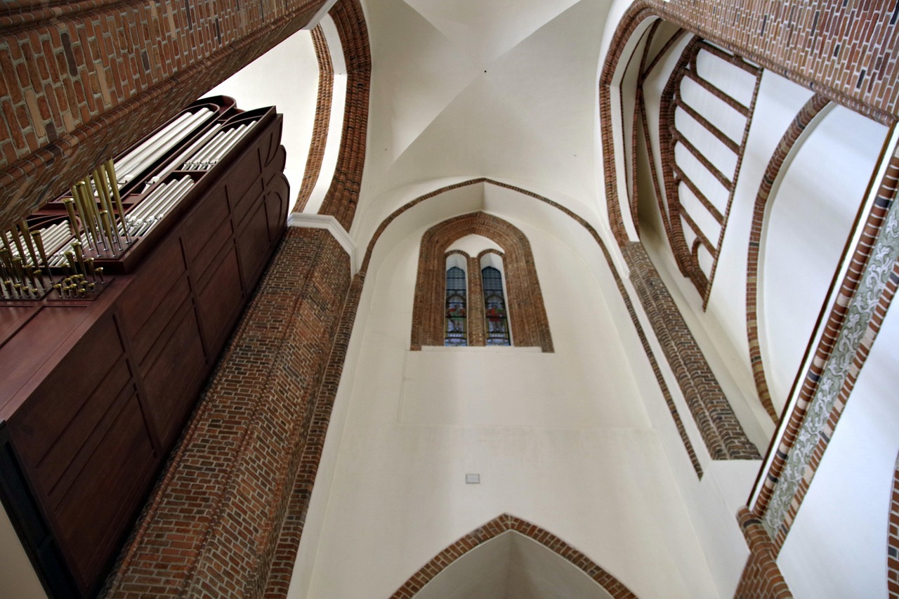 The Cathedral - free online jigsaw puzzle photo
