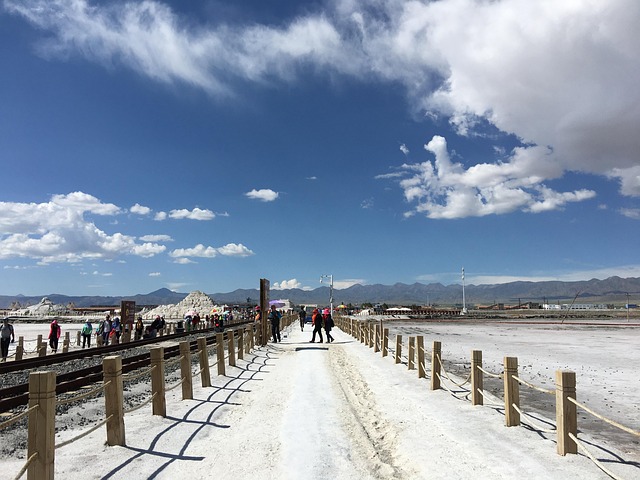 Free Qinghai Salt Lake photo and picture