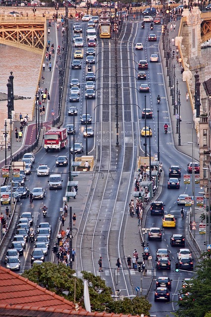 traffic, city, capital, people, bridge, river, when, transport