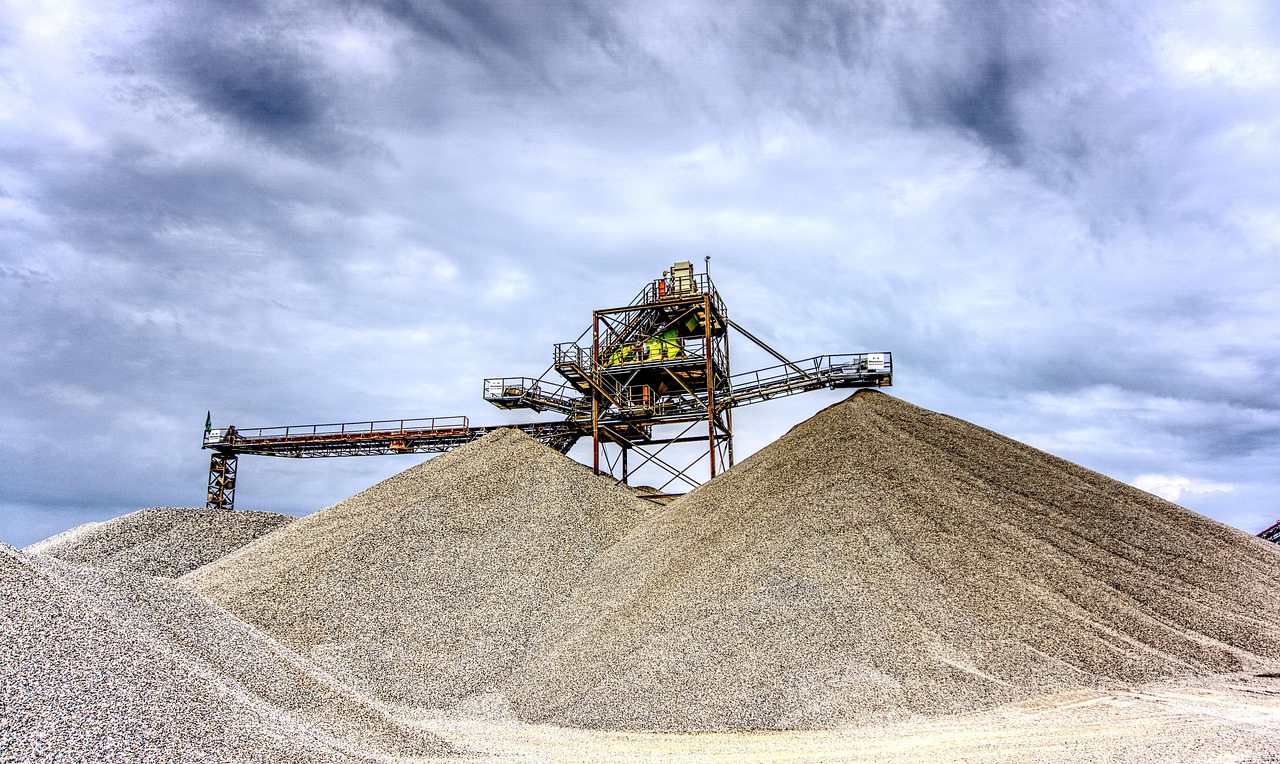 Gravel Plant - free online jigsaw puzzle photo