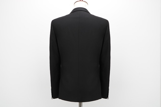 suit, suits, men's suits — photo by clangs