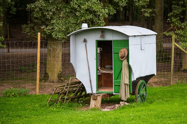Free Shepherd Caravan photo and picture