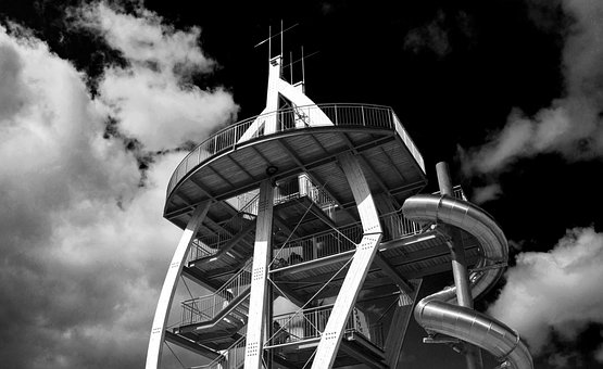 Rhön, Torre, Noé Vela