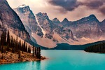 lake moraine, canada, mountains
