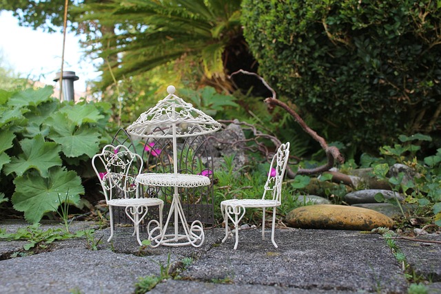 Free Mini Garden Picnic photo and picture