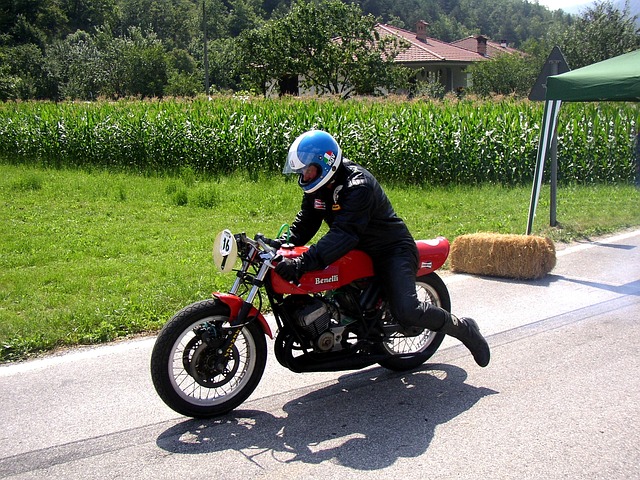 Free Moto Benelli photo and picture
