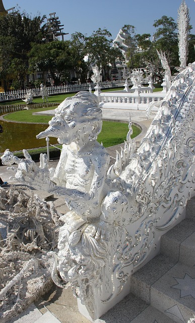 Free Measure Wat Rong Khun photo and picture