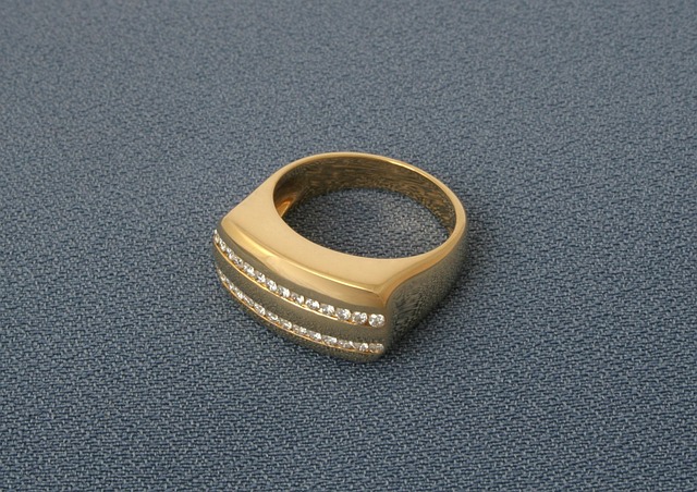 Free Gold Ring photo and picture
