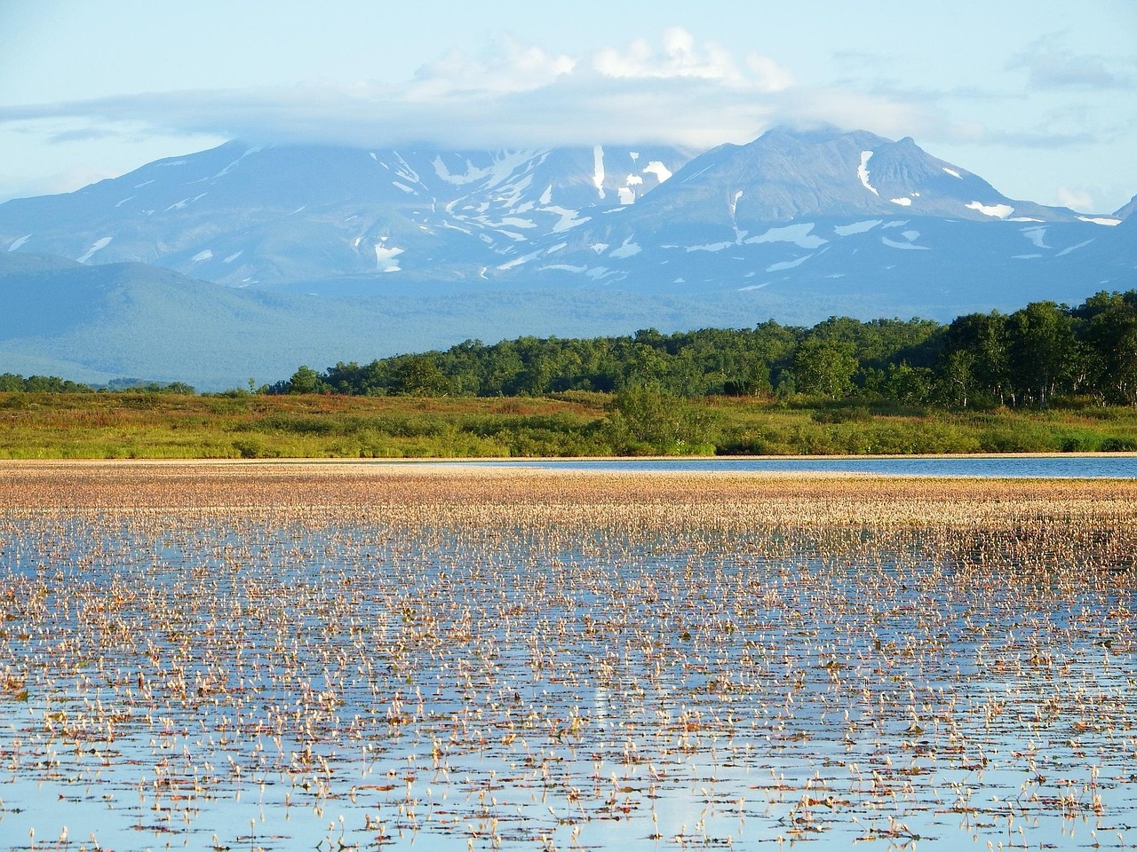 Lake - free online jigsaw puzzle photo