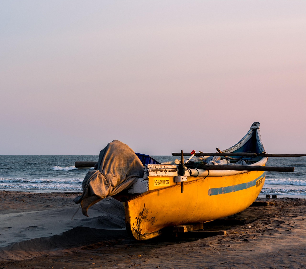Boat - free online jigsaw puzzle photo