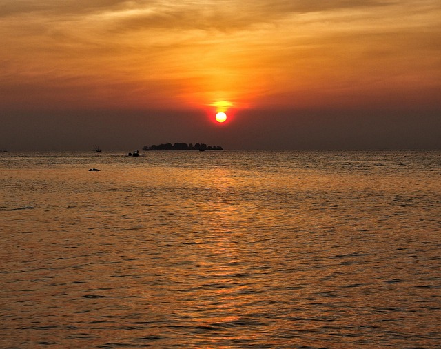 Zonsondergang, Zee