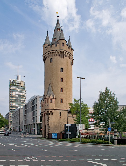 Free Eschersheimer Tower Frankfurt photo and picture