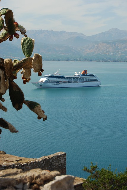 Free Sea Water photo and picture