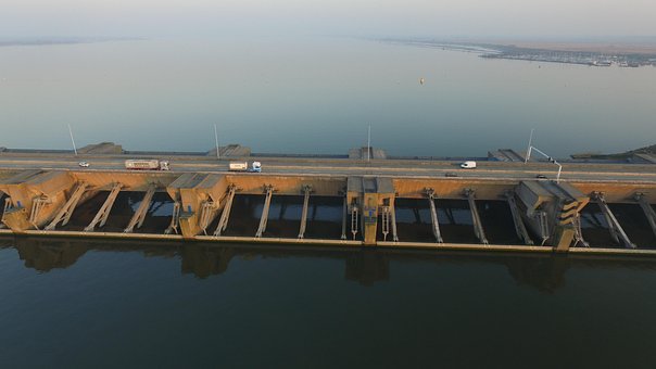 Dæmning, Haringvllietdam, Delta Arbejder