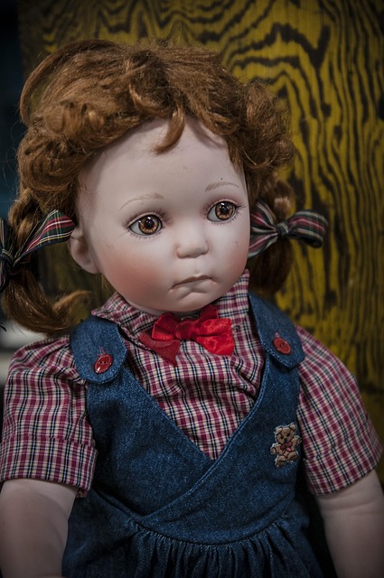 doll, vintage, antique, antique shop, utah, st george, scott-shots, toy, retro, old, collectible, porcelain