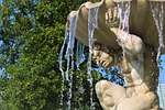 fountain, linz, linz central station