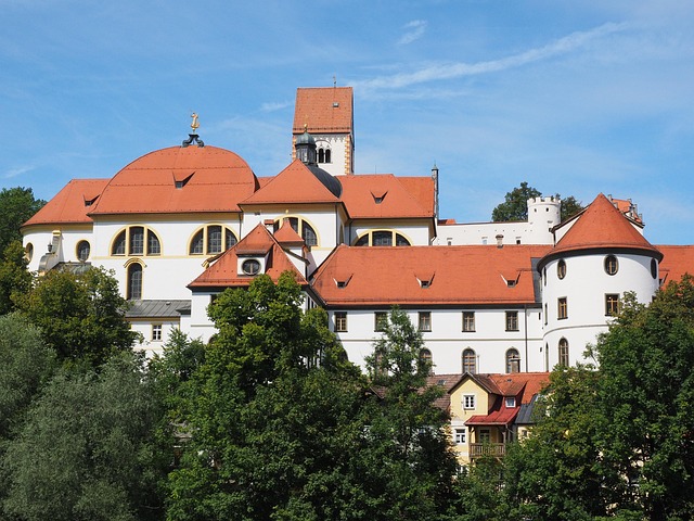 Free St Mang'S Abbey Feet photo and picture