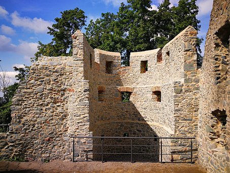 Free Castle Frankenstein photo and picture
