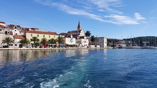 Free Milna Croatia photo and picture