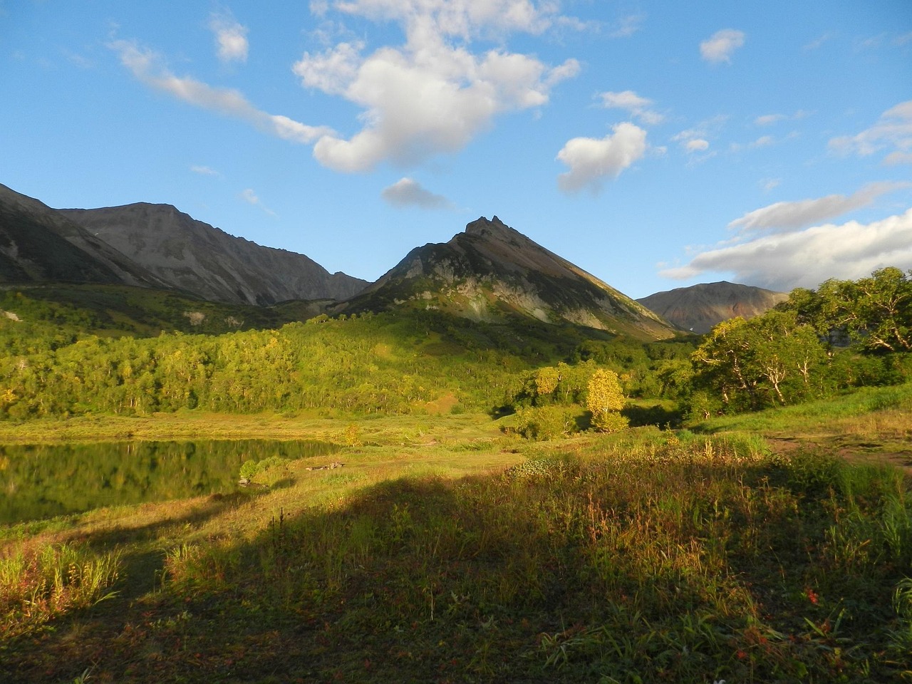 Mountains - free online jigsaw puzzle photo