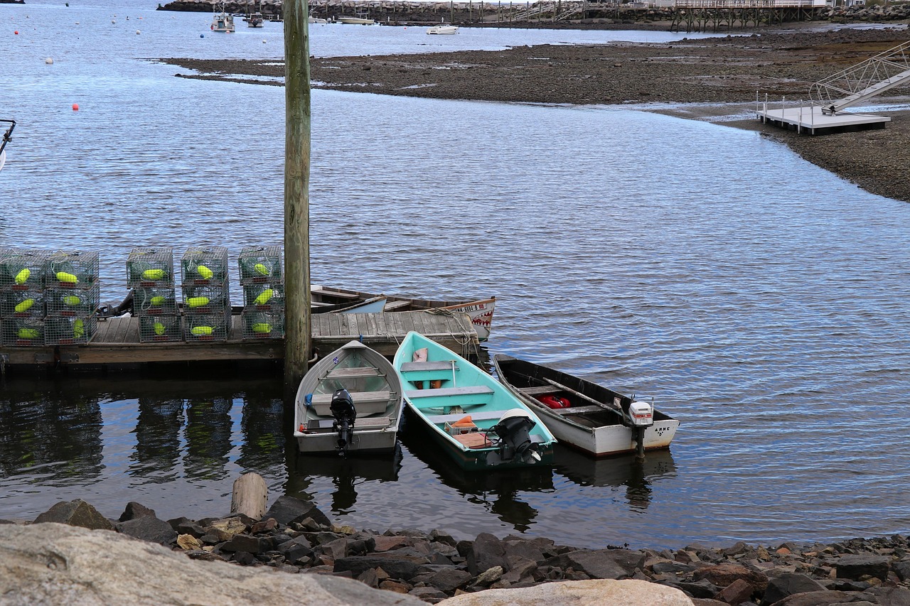 Lobster Traps - free online jigsaw puzzle photo