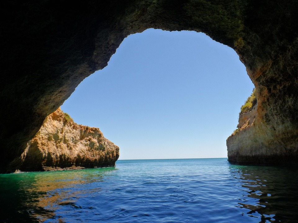From Beaches to Bistros: A Local’s Guide to Exploring the Algarve