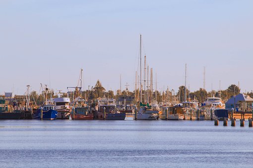 Free Boats Ocean photo and picture