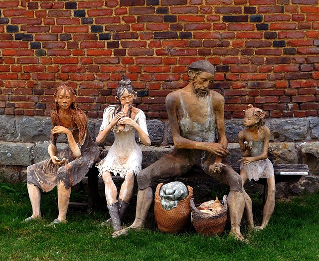 Free Sculpture Characters photo and picture