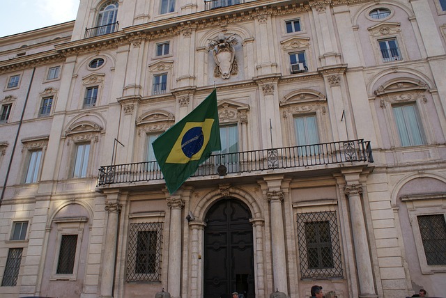 consulate-2774566_640.jpg