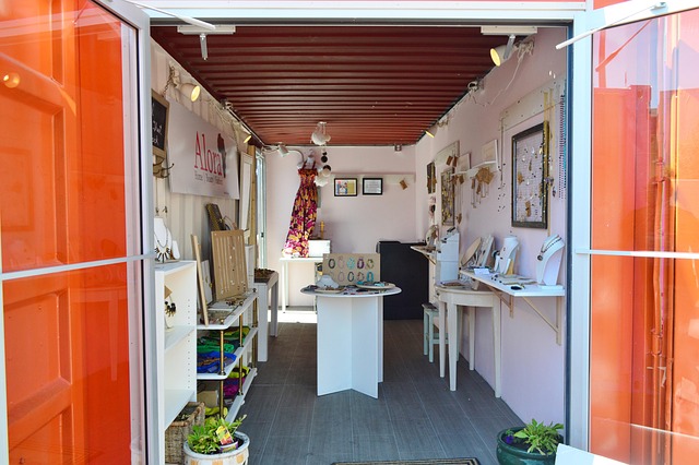 Free Container Retail photo and picture