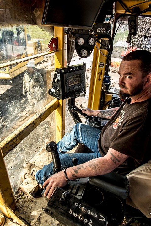 heavy machinery operator free photo on pixabay heavy machine operator
