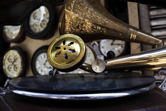 Free Gramophone Vintage photo and picture