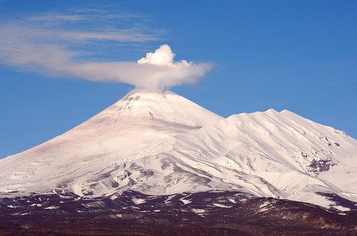 Núi Lửa Avachinsky, Kamchatka, Núi