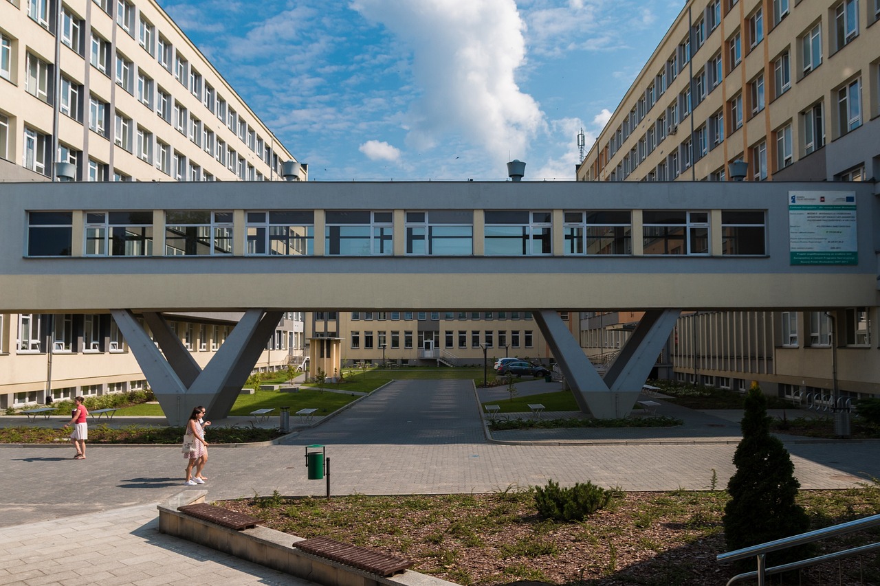 Download free HD stock image of School Kielce Free School Kielce photo and picture