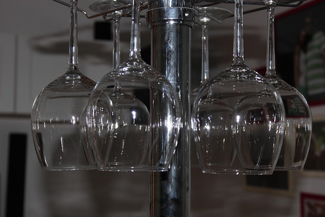 Free Glasses Bar photo and picture