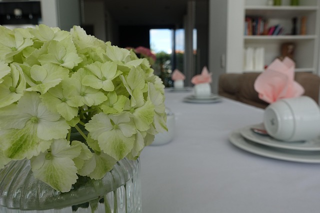 Free Table Beautiful Flowers photo and picture