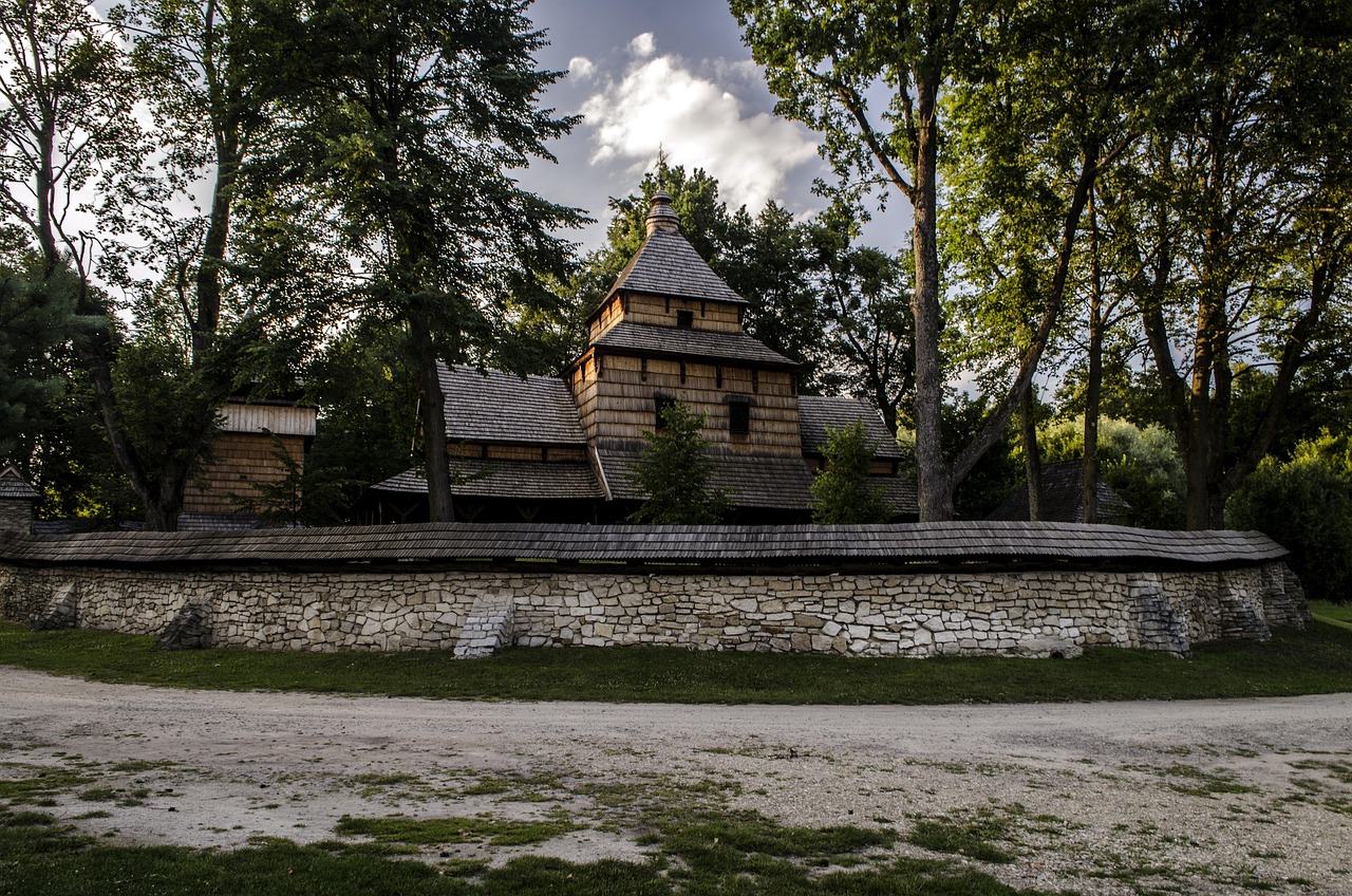 Little Church - free online jigsaw puzzle photo