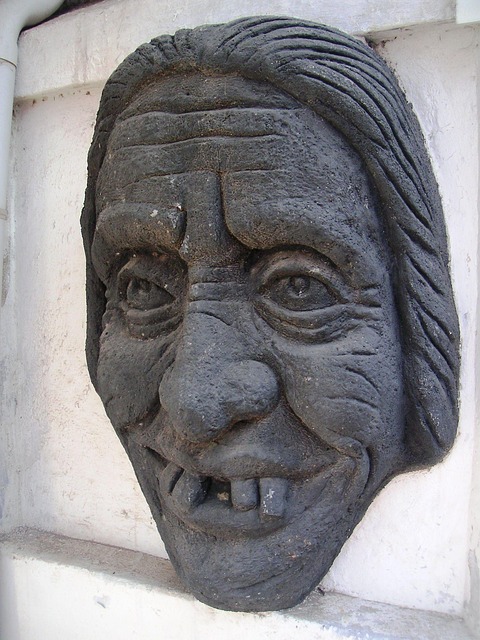 Free Mask Sculpture photo and picture