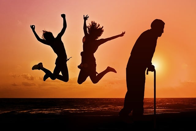 Free old youth contrast illustration