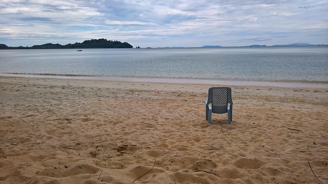 Tailandia, Ko Phayam, Playa, Silla