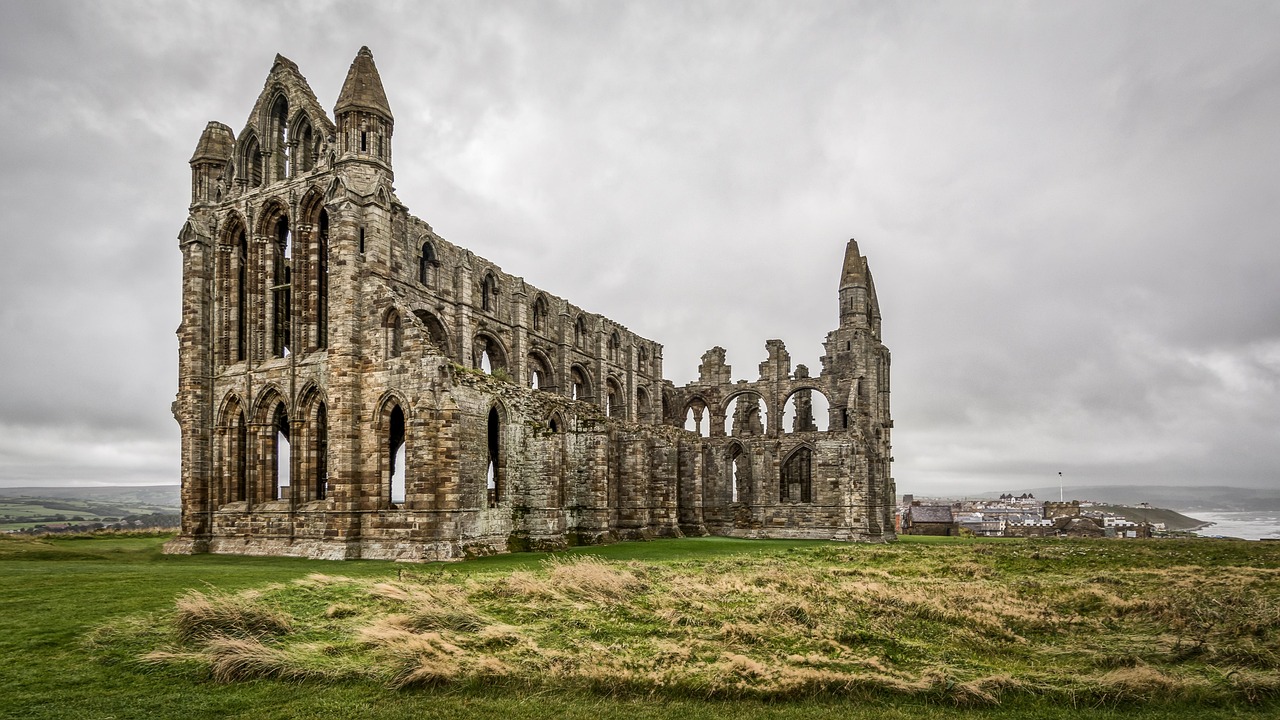 Whitby Abbey Dracula Bram Stoker Free Photo On Pixabay