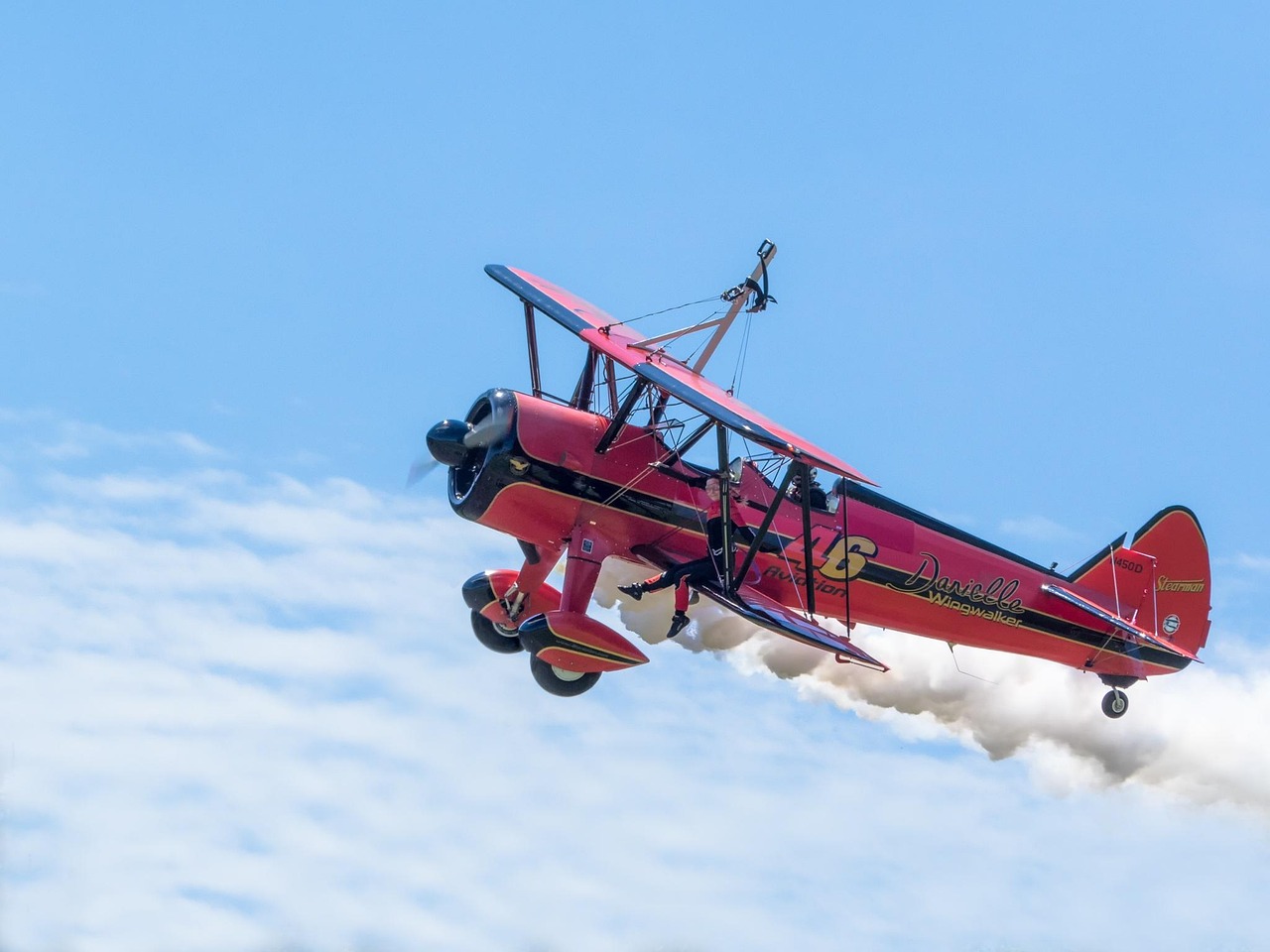 Plane - free online jigsaw puzzle photo